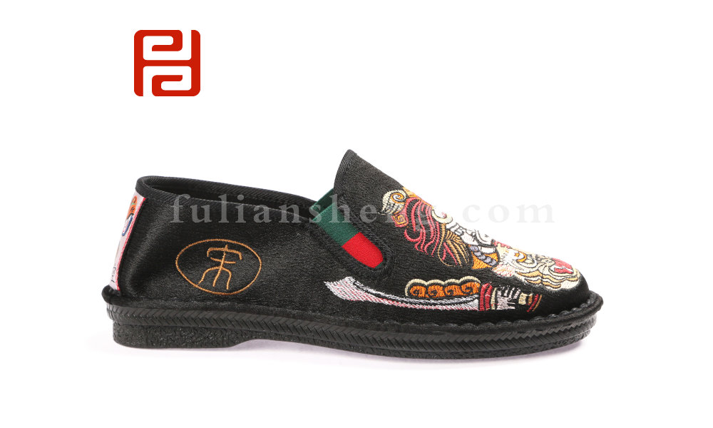 福連升老北京布鞋絨面軟底神話刺繡布鞋男鞋個性圖片