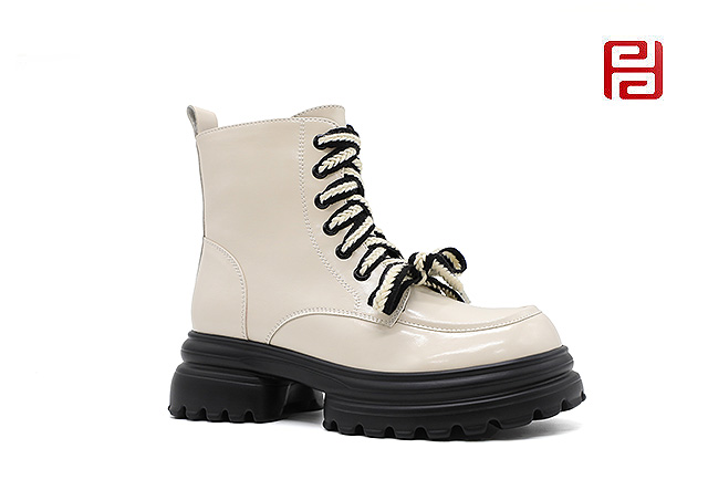 福連升冬季新款休閑生活女鞋時尚休閑女鞋馬丁靴