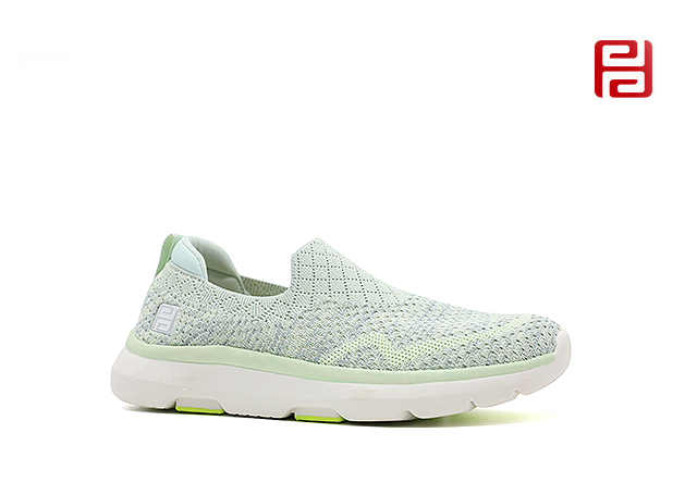 休閑運(yùn)動(dòng)女鞋單鞋高彈飛織面料