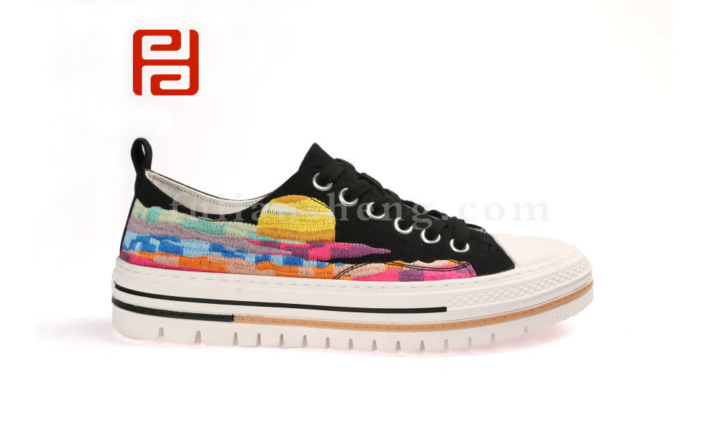 福連升男士刺繡印象派插畫系帶水洗帆布鞋板鞋老北京布鞋(圖2)