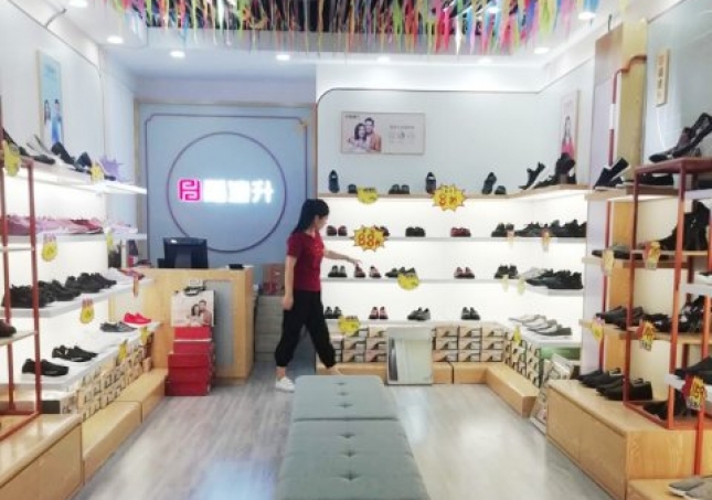 賀：福連升休閑鞋北京布鞋山東德州平原成和店正式開(kāi)業(yè)！
