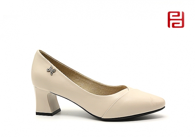 福連升尖頭單鞋女真皮粗跟春款粗高跟淺口休閑工作皮鞋